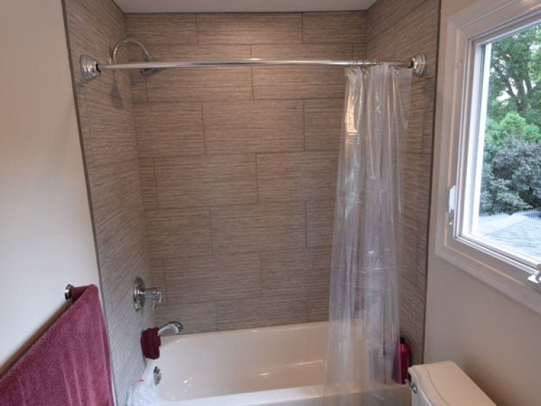Hall Bath 2-1200
