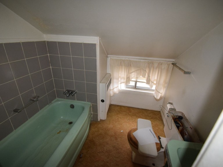 Bath 2 before
